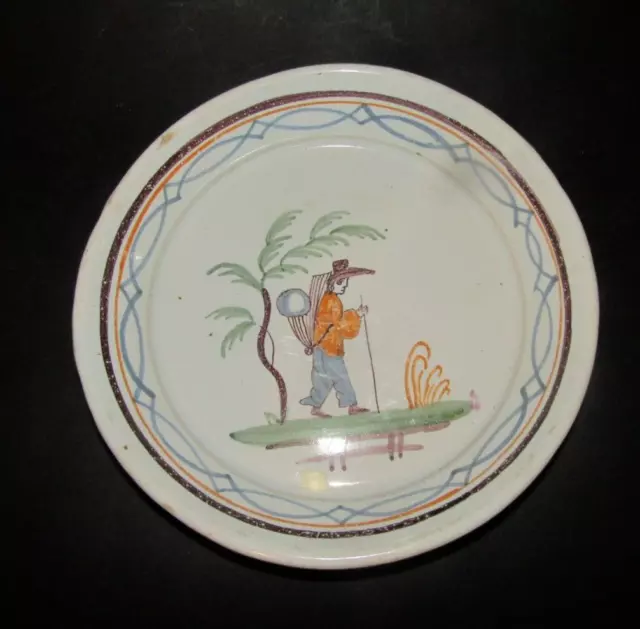 Nevers Roanne Assiette Faïence 18ème décor au colporteur 18th c French plate