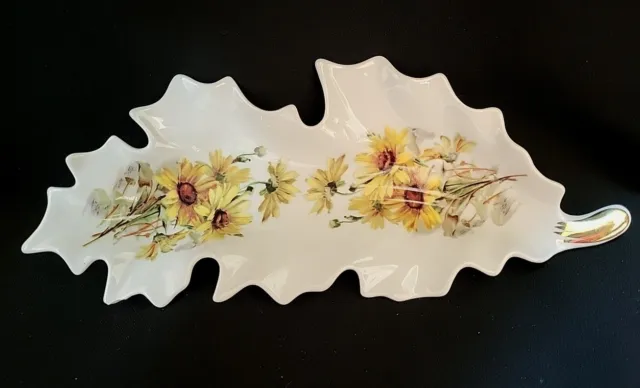 Old Nuremberg Bavaria Germany Porcelain Leaf Shaped Dish Yellow Daisy Flowers