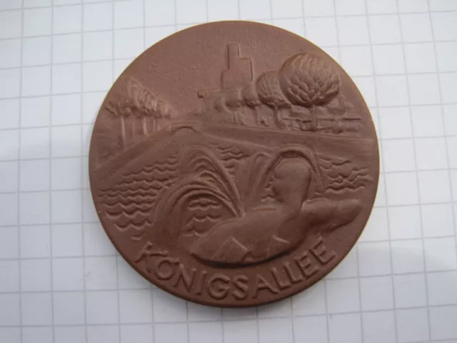 Böttger Steinzeug Medaille Meissen Düsseldorf Königsallee