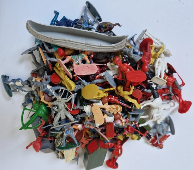 Toy Sentry Box VINTAGE PLASTIC TOY Soldiers, Over 100 Various Types, Also Sentry Boxes ...