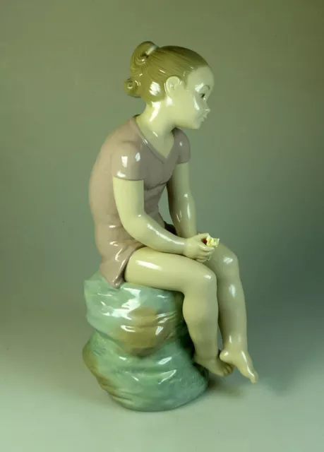 Lladro Porzellan Figur Junges Mädchen Blumenmädchen Daisa 1978 Handmade in Spain