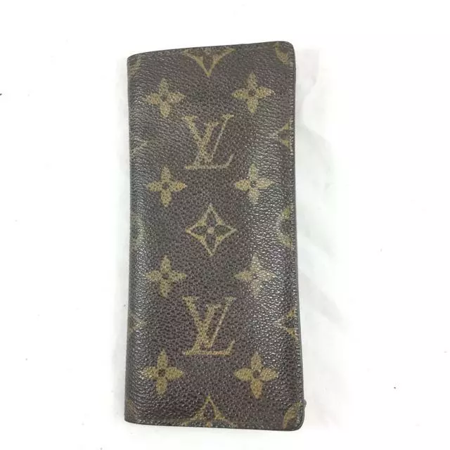 Louis Vuitton Monogram Glasses Case