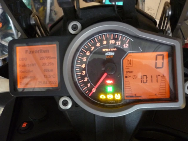 Motorrad KTM 1090 Adventure / KTM Powerparts / gepflegtes Garagenfahrzeug ! Top! 10