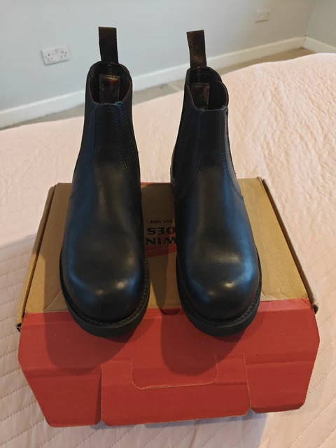 Men's Classic Chelsea Slip-On Ankle Boots with Red Sole - Stylish & Comfortable Footwear for Every Occasion main image 1