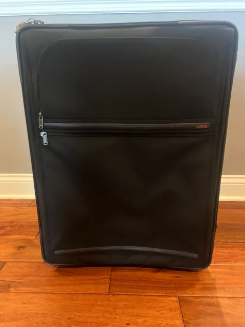 Authentic Tumi Alpha Wheeled Expandable Medium Trip Suitcase - Black