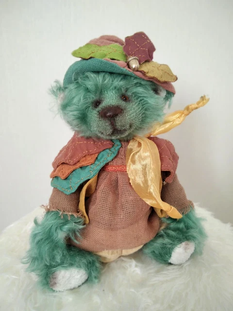 Teddy bear Miss Oak Teddy by Voitenko Ukraine Teddy bear Miss Oak Teddy by Voitenko Ukraine