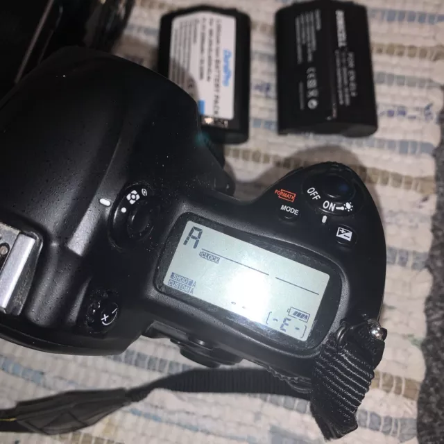 Nikon d3s body. Full Frame . With Batteries, Charger. VGC. Shutter Count 43,330