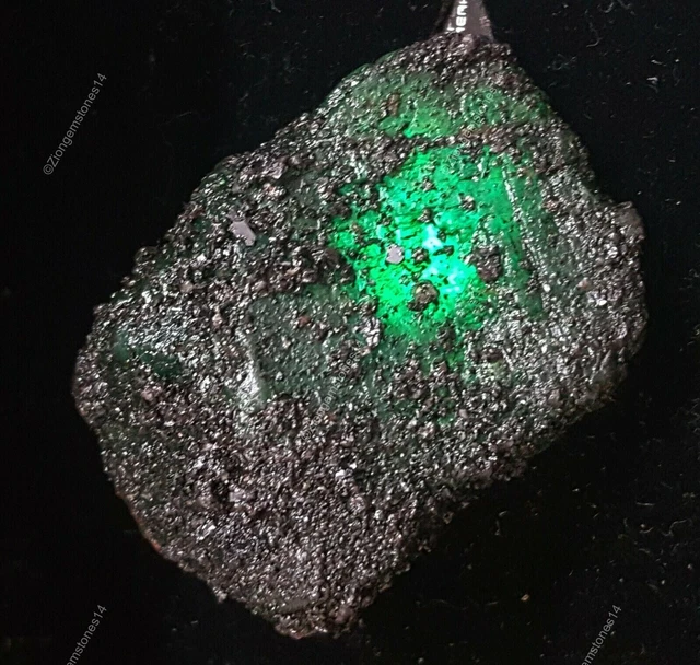 166.37 Carats Véritable Du Sud Africain Émeraude Libre Pierre Précieuse Naturel