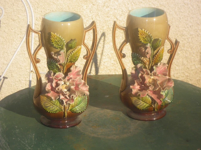 Vases en Barbotine très anciens