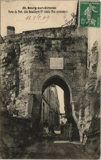 CPA BOURG-sur-GIRONDE - Porte du Port known as Batailleyre (140276)