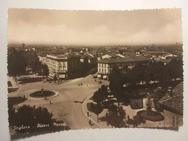 Voghera (Pavia). Piazza Meardi.