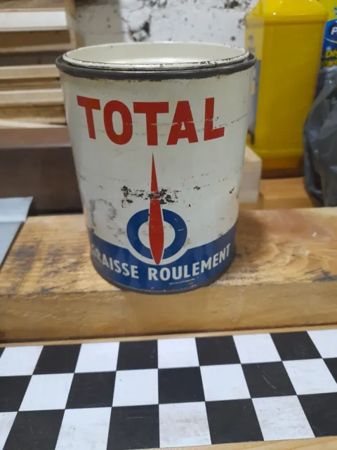 Ancien bidon de graisse TOTAL multis 4,5 kg, vieux garage old French fat  can