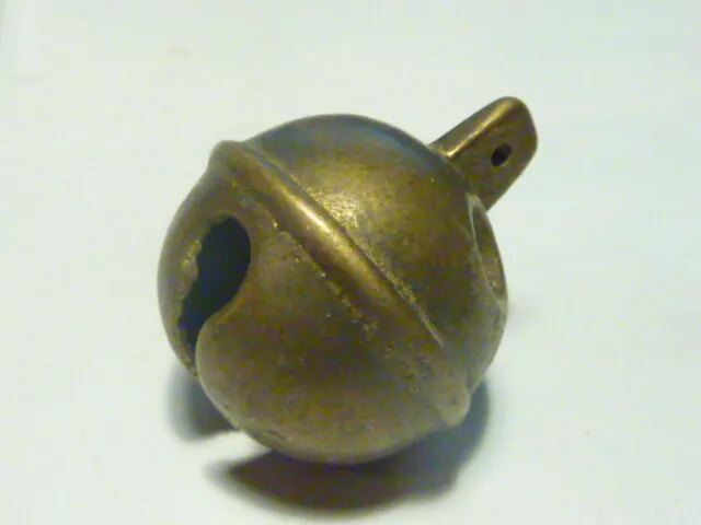 Ancienne clochette grelot 19 ème ou début 20 ème pour guidon de vélo ?