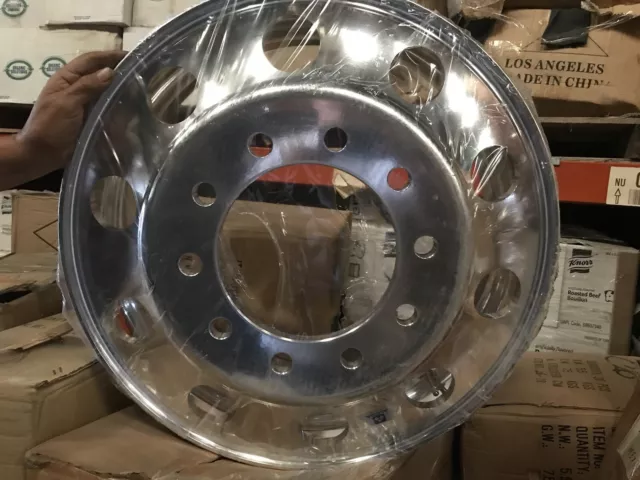 Paccar 24” ALUM STEER KENWORTH LOGO Wheel - New