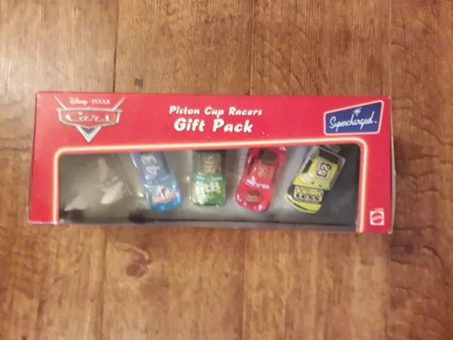 Disney Pixar Cars Piston Cup Racers Gift Pack *Very Rare & Collectable* BNIB 