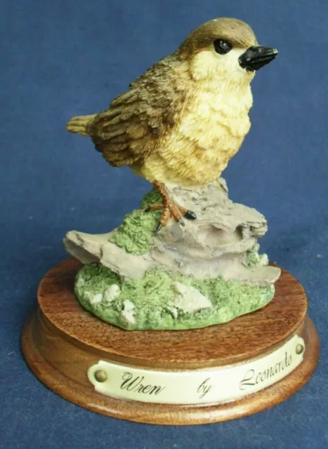 Bird Figurine WREN Ornament by Leonardo on wooden plinth