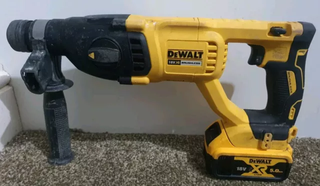 DEWALT 18V XR Brushless sds Three Mode Hammer Drill 5ah Battery DCH033 104.99 PicClick UK