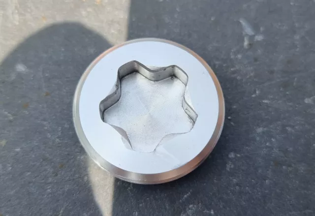 Yamaha R6 R1 Mt09 Xsr900 Tracer Silver Spot Caliper Piston Cover - Small Yamaha R6 R1 Mt09 Xsr900 Tracer Silver Spot Caliper Piston Cover - Small