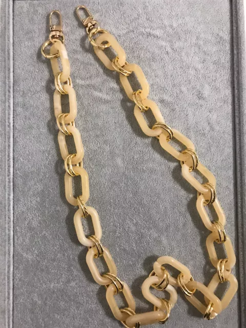 chunky chain For Mask Handbag And Sunglasses Accessory