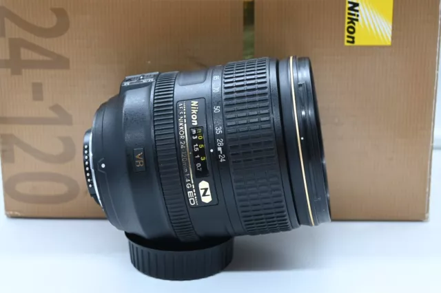 Nikon AF-S 24-120mm f/4 G ED VR