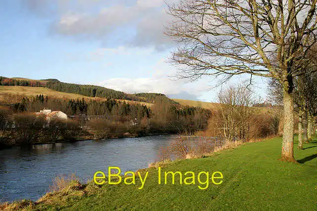 Photo 6x4 The Ettrick Water Selkirk A stretch of the river by the Victori c2009