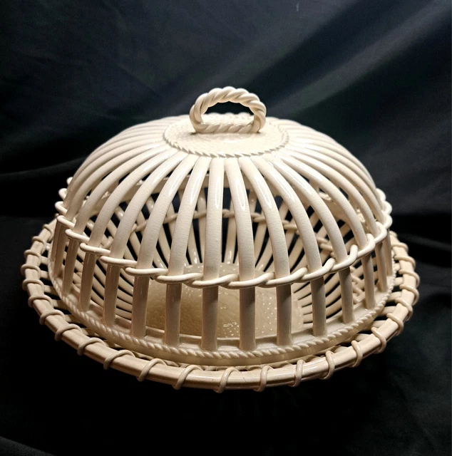 ANTIQUE WEDGWOOD PORCELAIN Creamware Open Weave 10.25" Basket & RARE