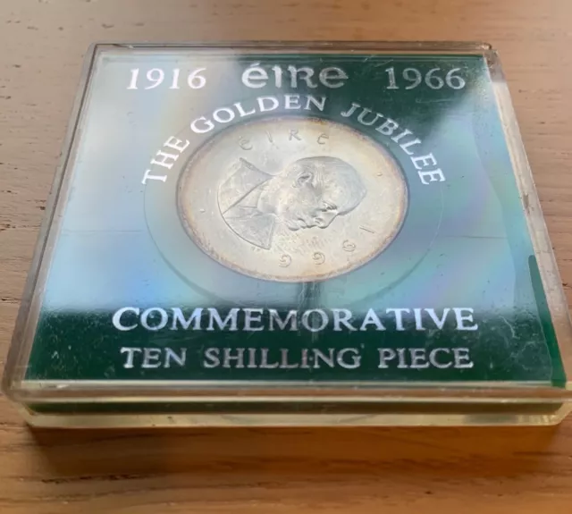 Eire Golden Jubilee Pearse Commemorative Ten Shilling Piece (1916 - 1966): 30mm