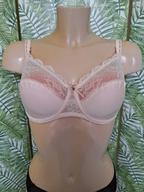 ANTIGEL LISE CHARMEL SOUTIEN GORGE BALCONNET 85C MODELE MISS TOI REF ECC3542