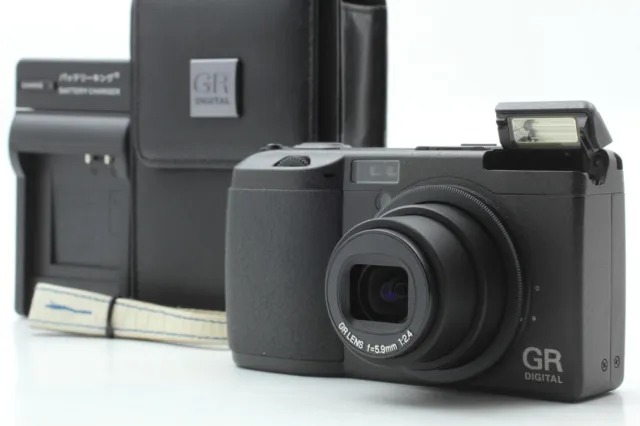 [MINT SH(shots)332 ] RICOH GR Digital 16.2MP Compact Camera Black From JAPAN