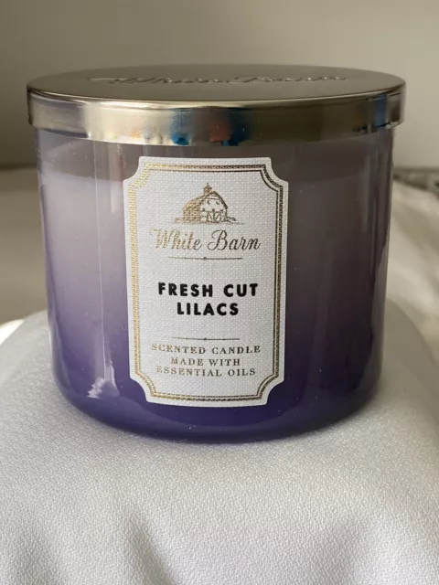 ✨White Barn Bath & Body Works 3-Wick Scented Candle in Fresh Cut Lilacs