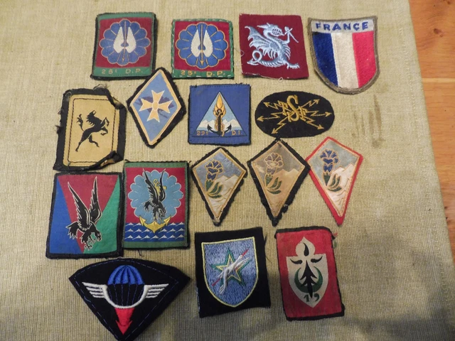 Insigne pélerinage militaire international - Insignes - Pucelles