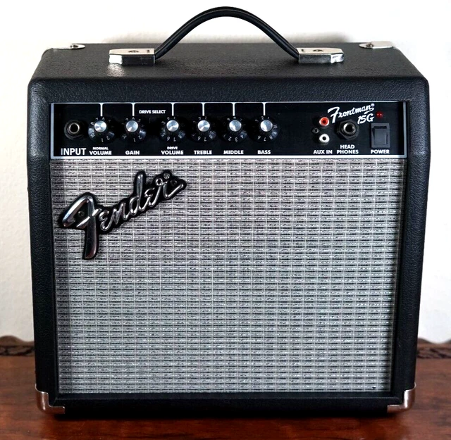 Fender Frontman 15G Guitar Amp / Mint / 3 Band EQ / 38 Watt /