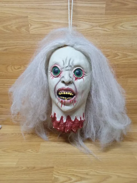 Fake Life Size Latex Bloody Severed Head Zombie Horror Prop Decoration FREE SHIP