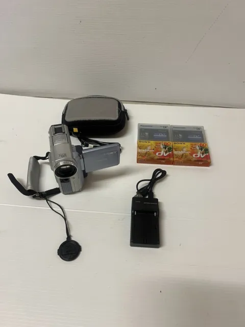 Sony Handycam DCR-PC103E Digital Camera With Charger & 4 New Tapes To Suit Works