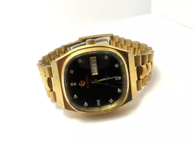 Rado Swiss made automatic 17 jewel watch running 625.7808.2 Gold tone men watch