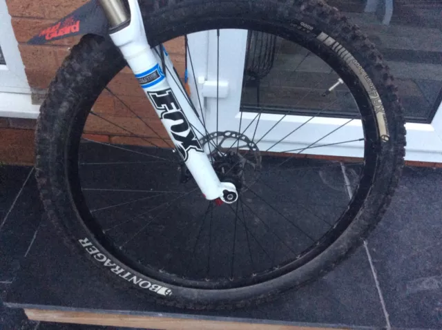 TREK SUPERFLY SL 9.8 Carbon mountain bike Rrp 4200 tubeless slime