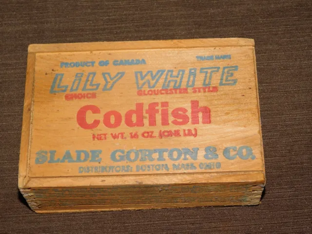 Vintage Slade Gorton & Co Lily White Gloucester Style Codfish Box