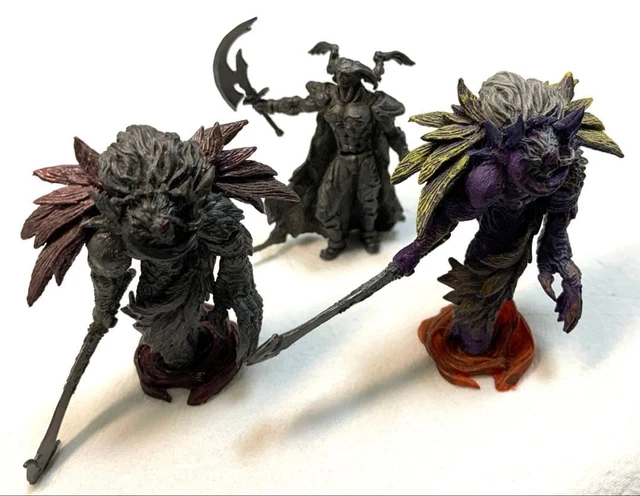 Lot De Figurines Fantasy – Plomb Et Divers – Environ 100 Pièces, Occasion