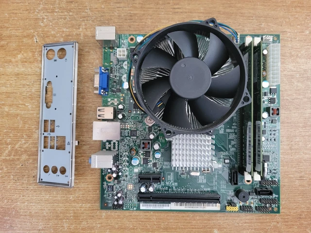 SCHEDA MADRE LGA 775 HP IPIBL-LA BENICIA +CPU INTEL 8400 +DISSIPATORE+4GB