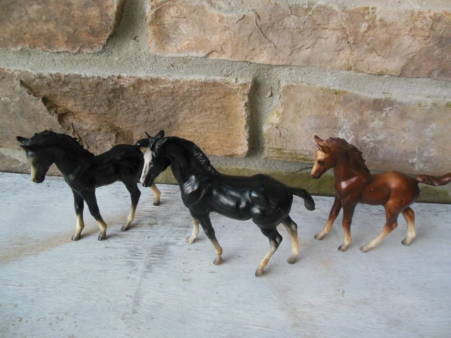 Lot of 3 Smaller Model Horses No Markings Hartland Plastic Co. ?