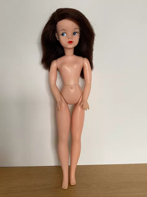 Vintage Late 1960s Sindy Doll Brunette Side-Part - Hair needs attention