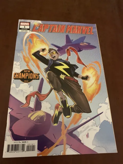 CAPTAIN MARVEL  #1 New Champions VARIANT COVER - New Bagged - Marvel Comics