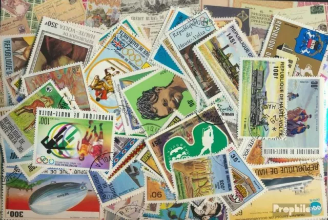 haute-volta Timbres 600 différents timbres
