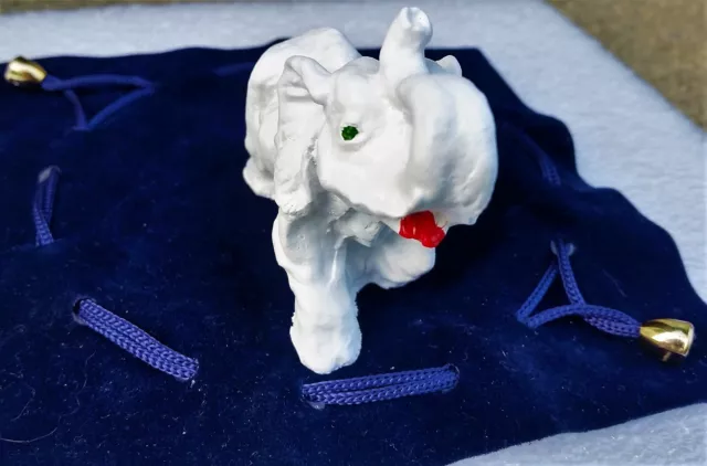 Feng shui éléphant porte bonheur attire richesse argent bien-ètre 3