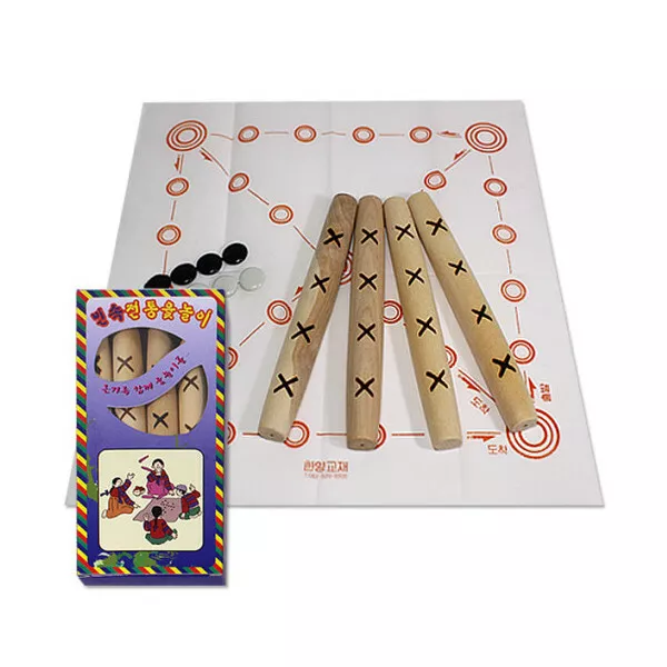Korea Traditional Board Game Play Set Folk Play Yut Nori, Yunnori, Yoot Game Set