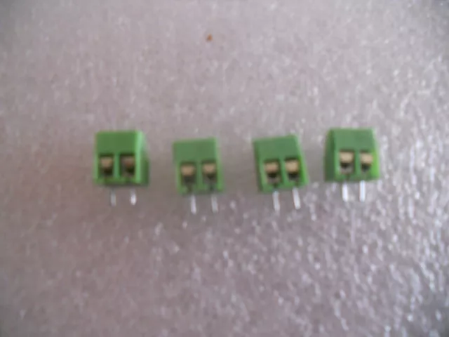 Bornier à vis pas de 3,5mm 2 pôles lot 4 pieces vert