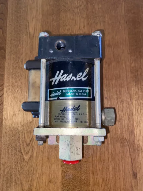 Haskel M71 Air Driven Liquid Pump .33HP 8800 Max PSI 39 CI/min Max Flow