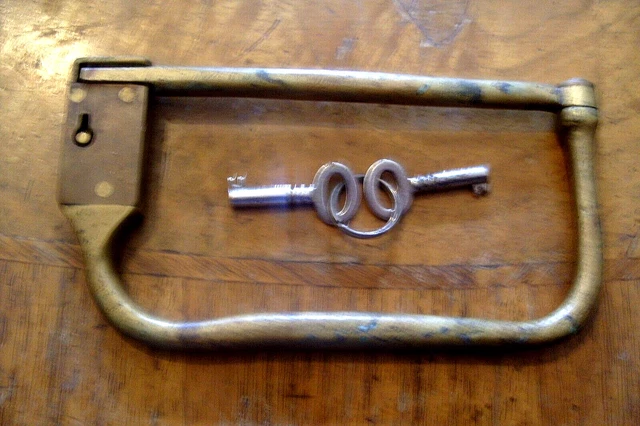 VINTAGE WW1 OFFICERS Military Kit Bag Lock With Key. Working. Brass. £9 ...