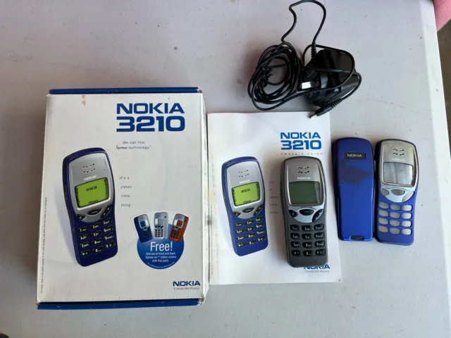 Nokia 3210 with box, no battery (for parts/repair)