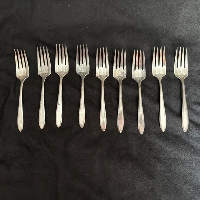 VTG 120 Piece NOBILITY PLATE ONEIDA CAPRICE SILVERPLATE FLATWARE
